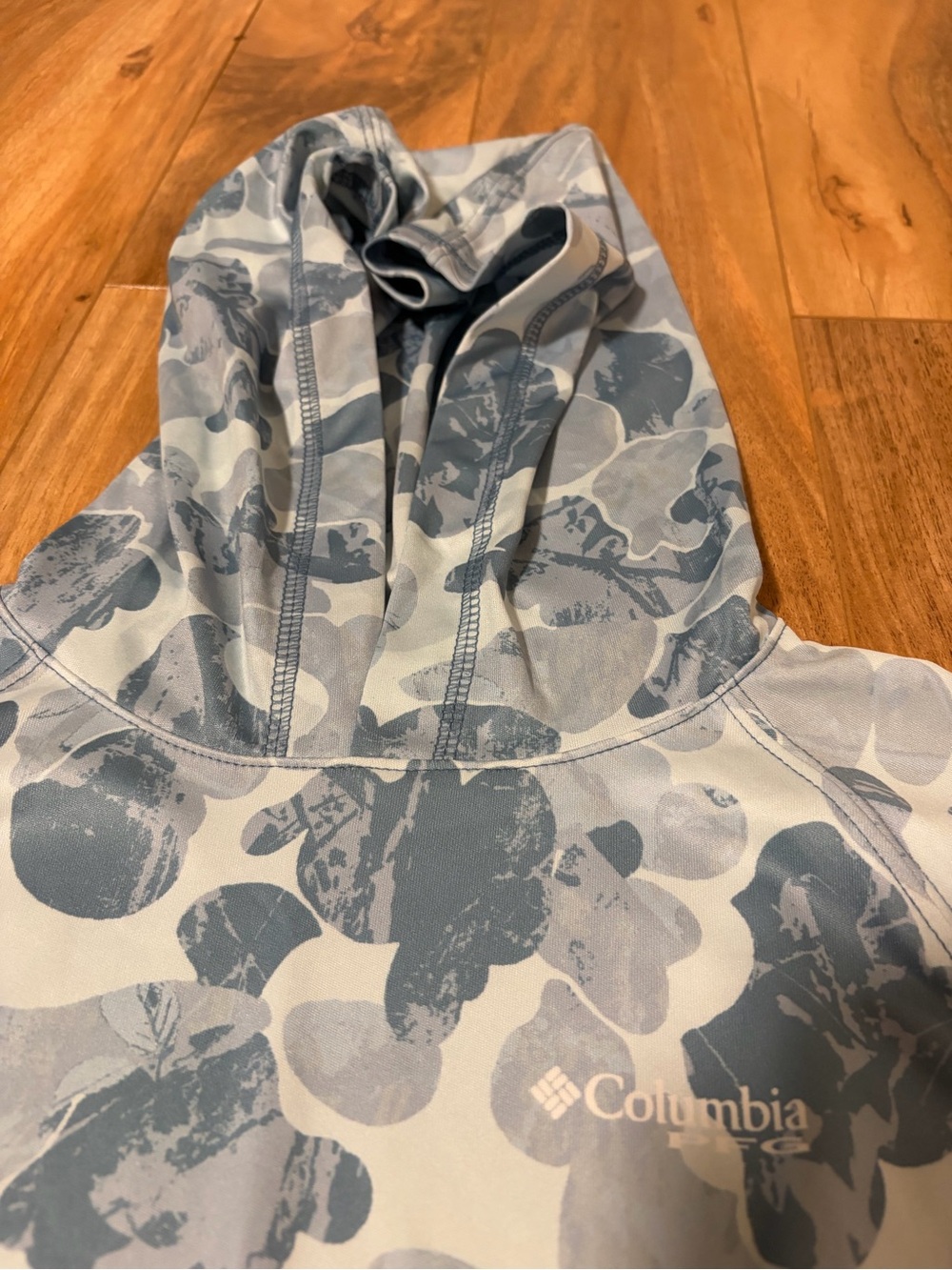 Columbia Kids Light Blue and Gray Camouflage Hooded Sweatshirt - Picture 4 of 6
